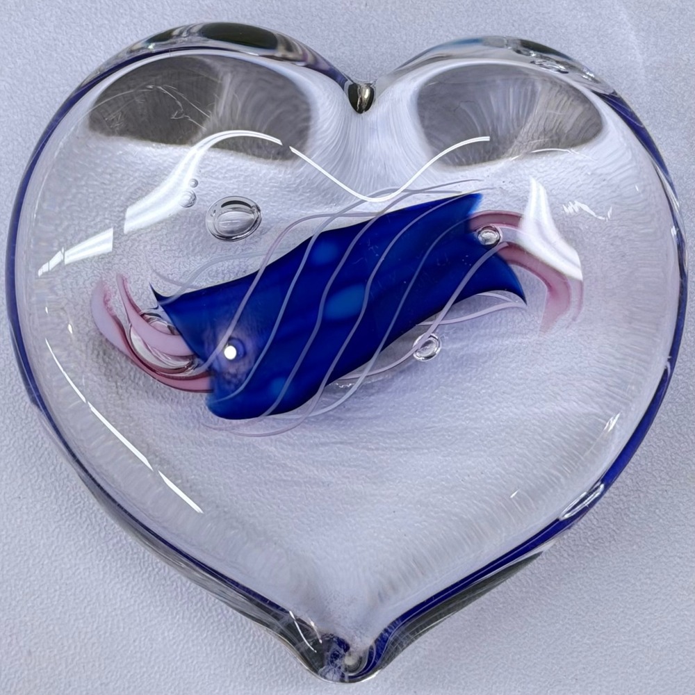 1995 Schmidt Rhea Signed Art Glass Heart Paperweight Blue Pink Swirls Read Chip